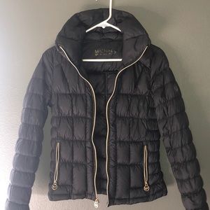💘HOST PICK!! Michael Khors Puffer Jacket